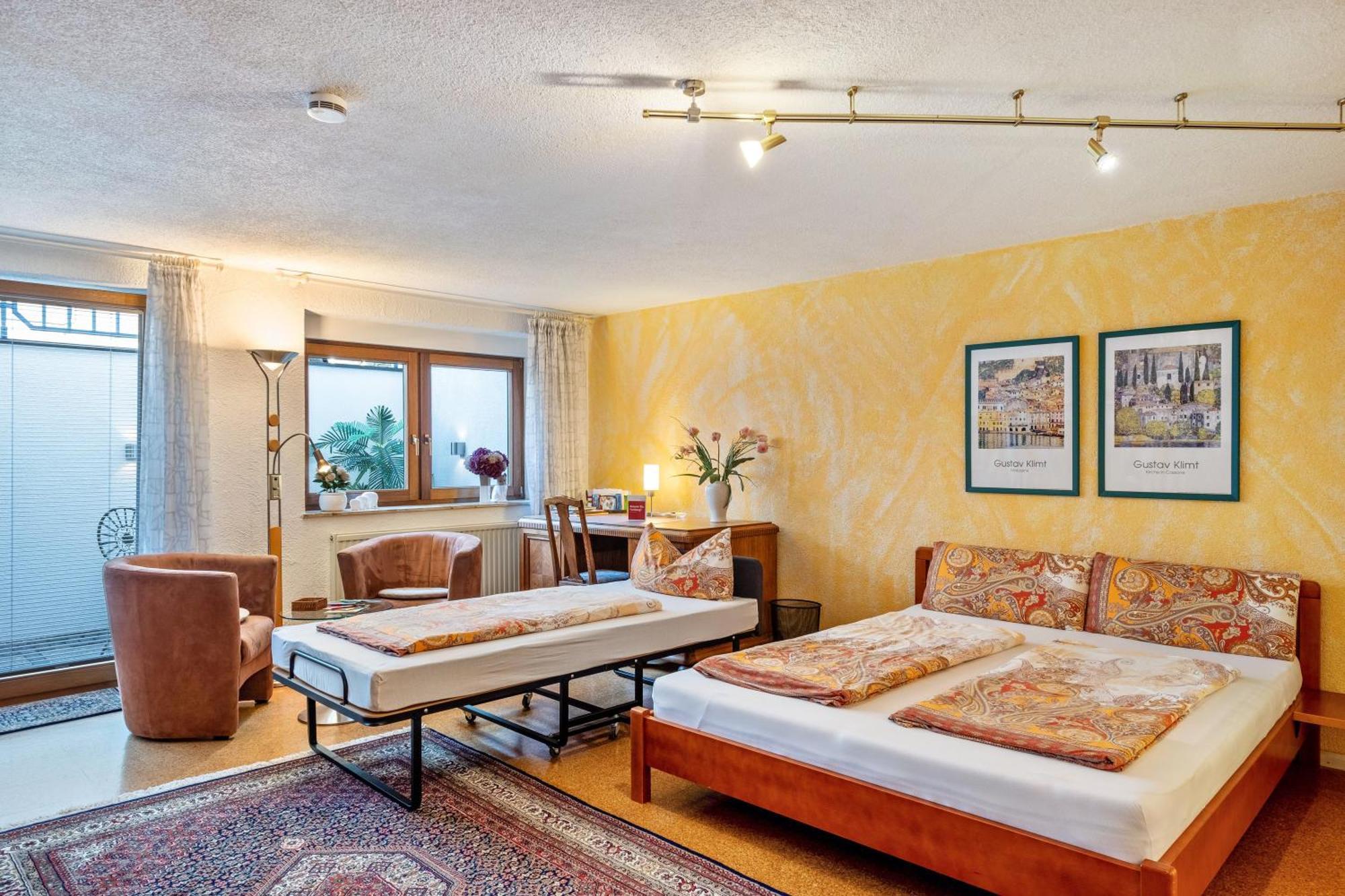 Ferienwohnung Bei Franka Mit Sauna Freiburg Bagian luar foto