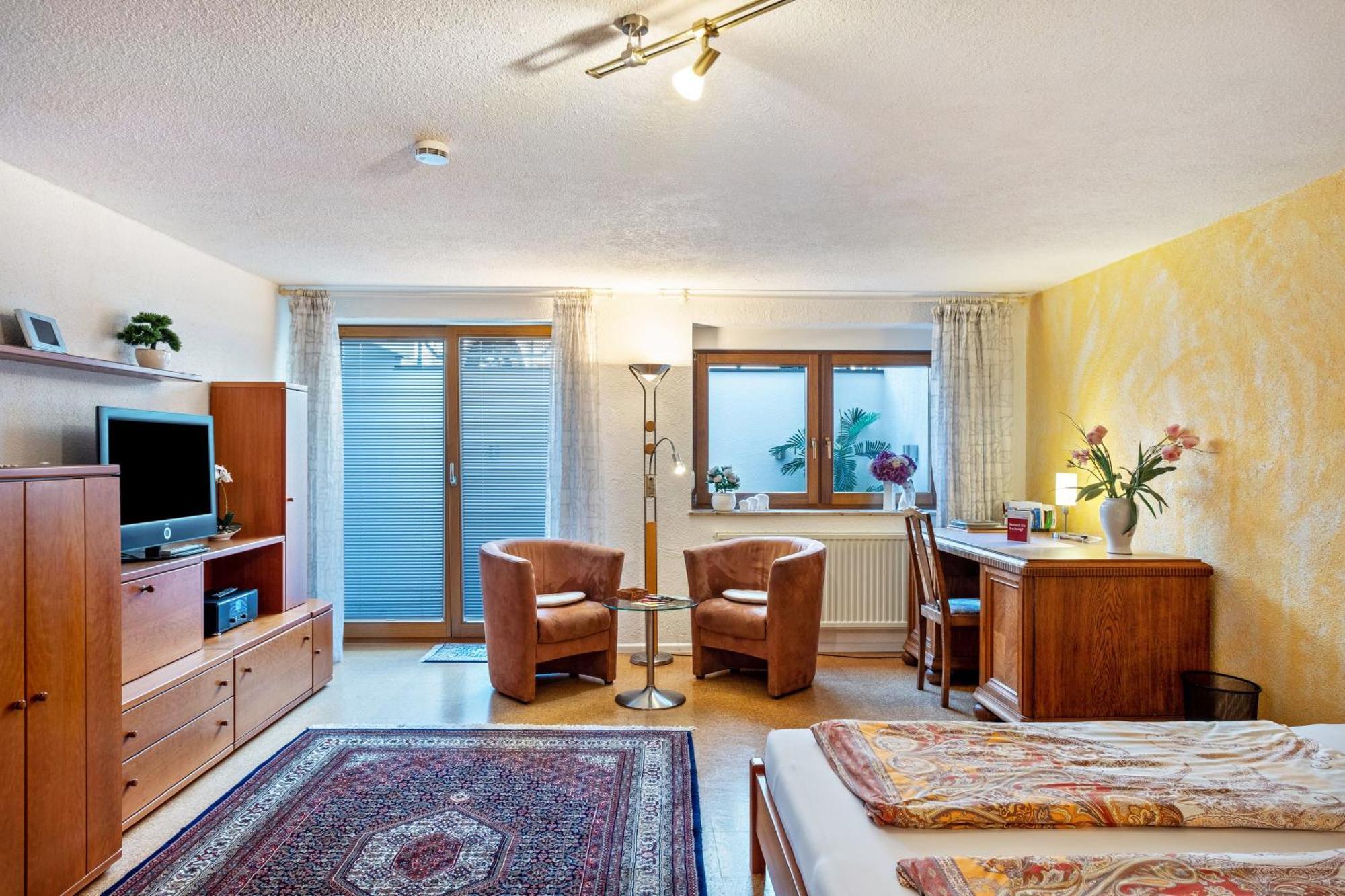 Ferienwohnung Bei Franka Mit Sauna Freiburg Bagian luar foto