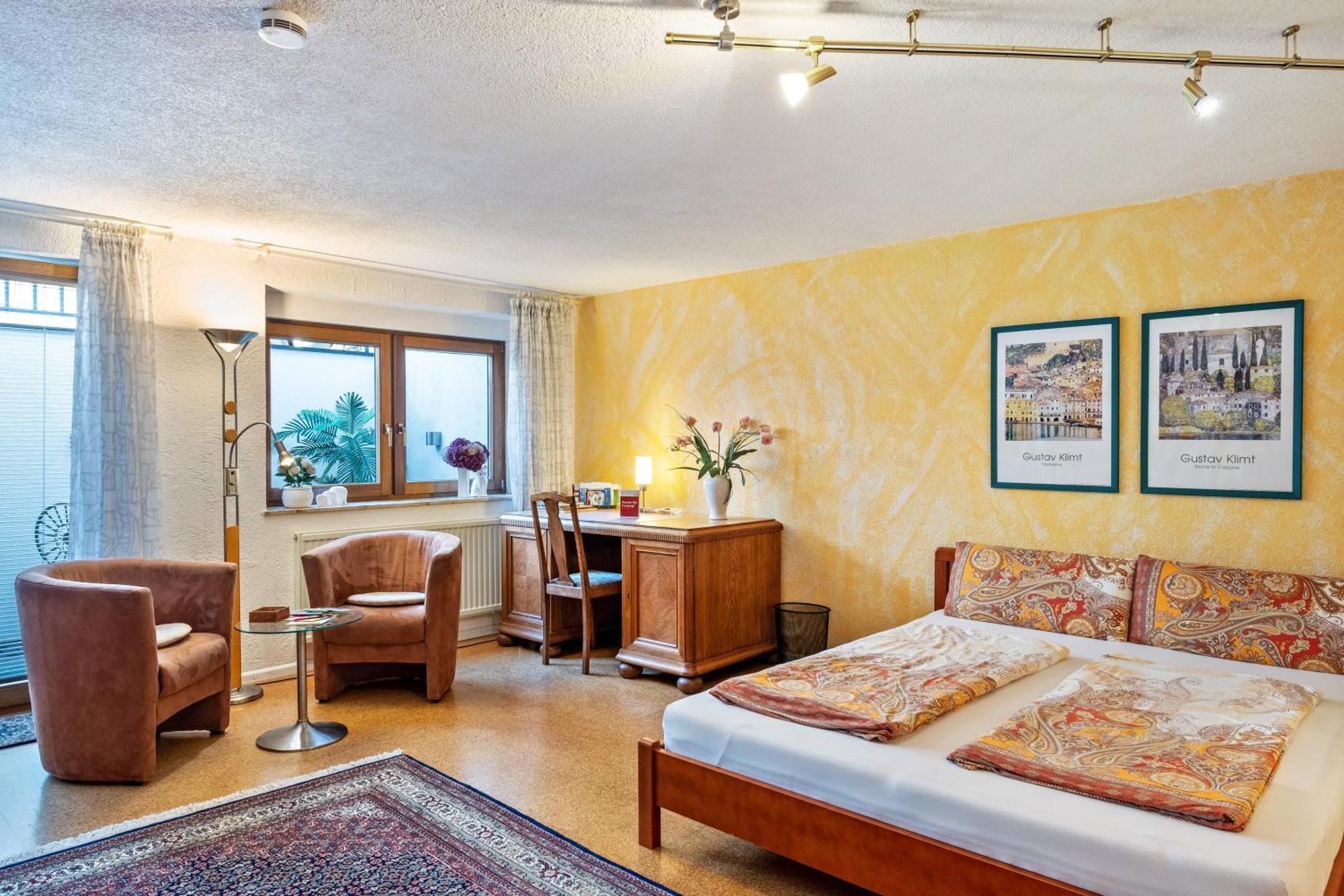 Ferienwohnung Bei Franka Mit Sauna Freiburg Bagian luar foto