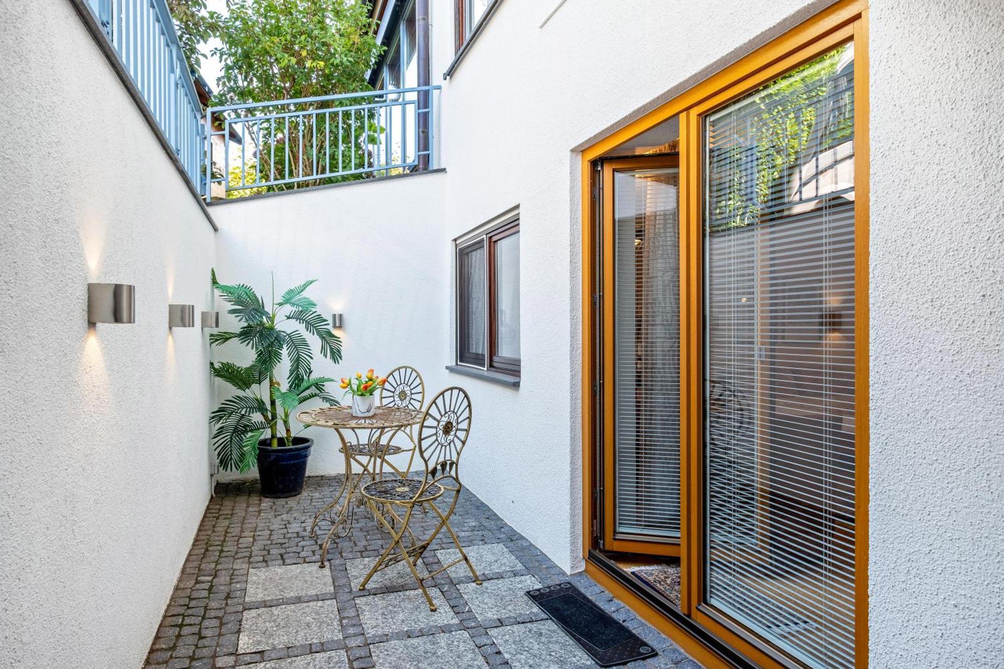 Ferienwohnung Bei Franka Mit Sauna Freiburg Bagian luar foto